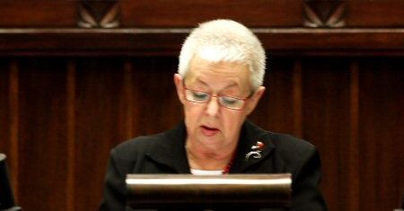 Sowińska zastanawia się nad odejściem ze stanowiska