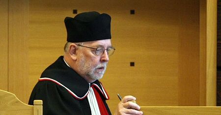 Stępień: ustawa lustracyjna jest wykonalna
