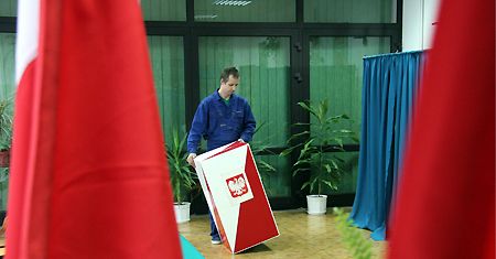 PKW: wybory przebiegają spokojnie