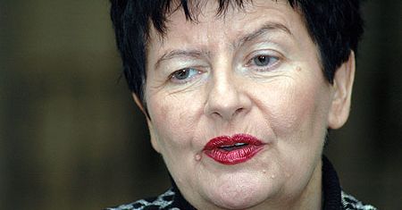 Senyszyn chce wprowadzenia podatku dla wiernych