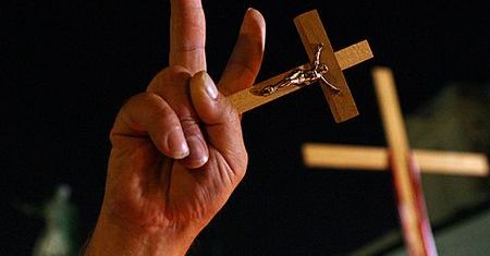 Spór o krzyż kosztował miasto milion złotych