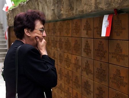 Białoruski dziennik atakuje "Katyń" Wajdy