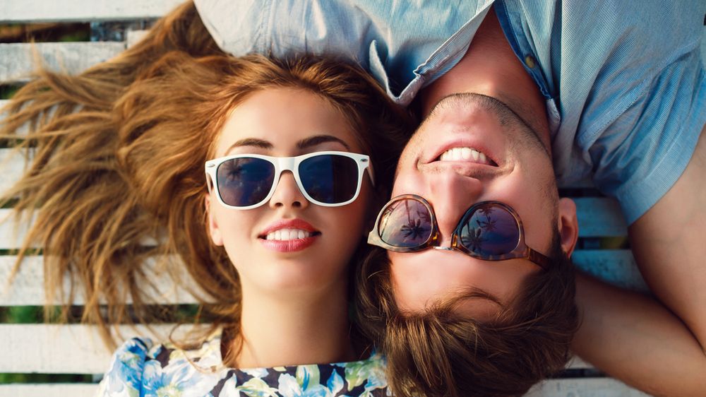 Okulary polaryzacyjne - co to są odblaski, zalety soczewek polaryzacyjnych, 