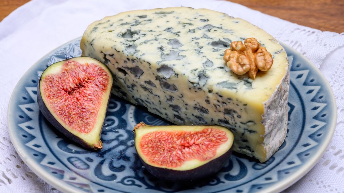 Ser pleśniowy blue ma wyjątkowy smak, aromat i wygląd