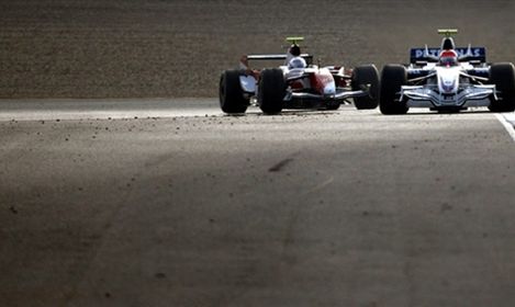 Testy: Kubica drugi w urodziny w Jerez