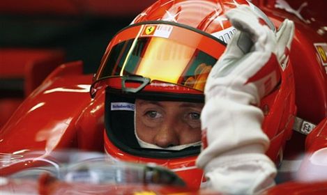 Schumacher i Hamilton na jednym torze