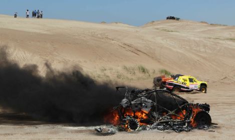 Pożary na pierwszym etapie Rajdu Dakar