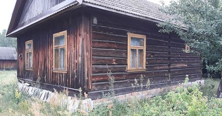 ‘’Daj mi wosk, a powiem ci, co dolega twojemu dziecku’’. Z wizytą u Szeptunki