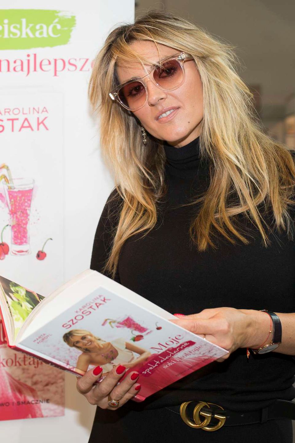 Karolina Szostak na targach książek w Krakowie