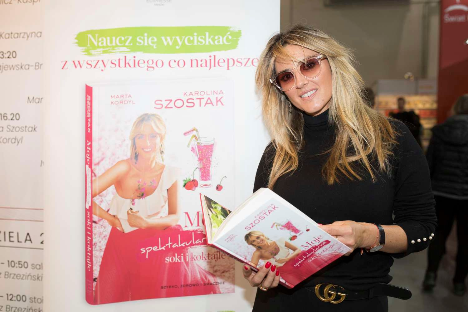 Karolina Szostak na targach książek w Krakowie