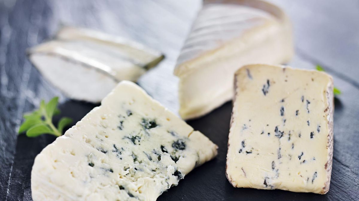 Sery z niebieską pleśnią produkowane są według starej, francuskiej metody