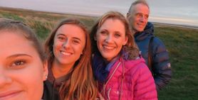 Zbadano jej wzrok. Okazało się, że ma guza mózgu