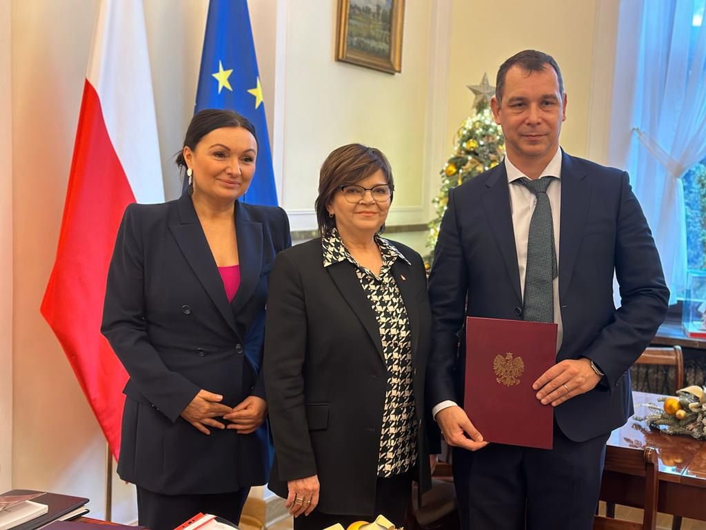 Minister zdrowia Izabela Leszczyna powowołała nowego konsultanta krajowego do spraw chorób zakaźnych. Został nim prof. dr hab. n. med. Miłosz Parczewski