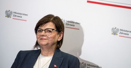 Izabela Leszczyna na Forum Zdrowia Kobiet. "Przestaje być tematem wstydliwym"