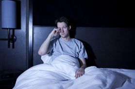 Tarczyca mocno ucierpi. Zaburzenia snu mogą zwiększać ryzyko raka