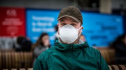 "Psychoza może być następstwem COVID-19". Eksperci opisują przypadki