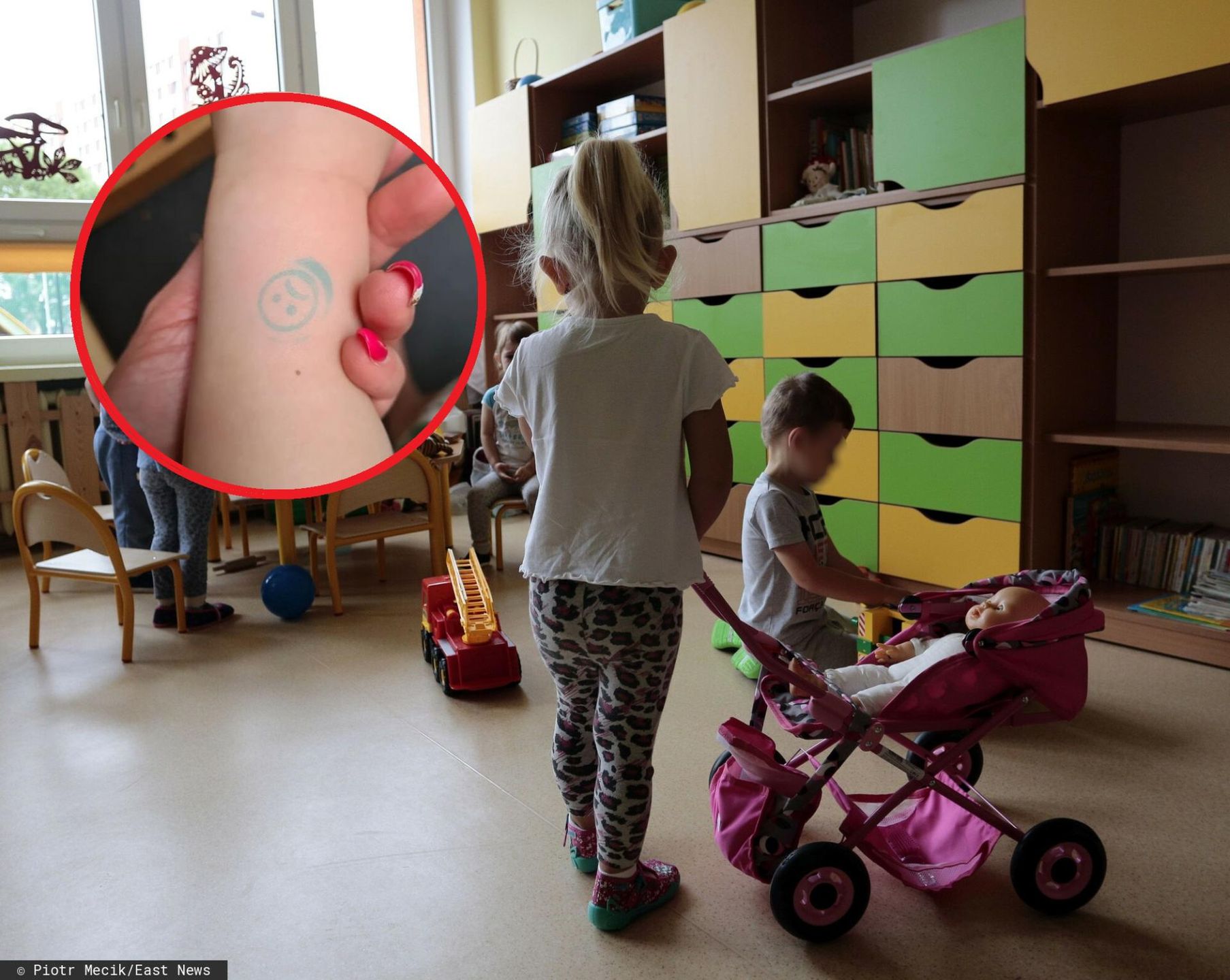 Rączka Aleksandra z pieczątką