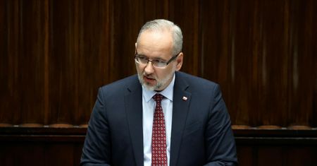 Zniknęły 4 stycznia. MZ: "Skierowania zostają zablokowane"