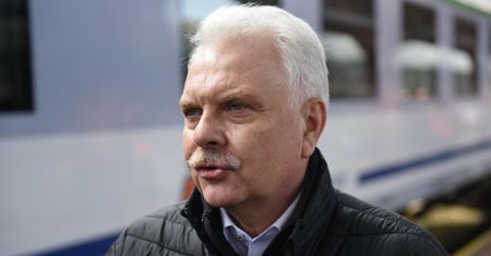 Czy maseczki jeszcze do nas powrócą? Waldemar Kraska: Bardzo uważnie przyglądamy się sytuacji epidemiologicznej (WIDEO)