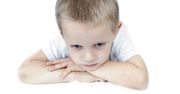 Objawy autyzmu u dzieci i diagnostyka spektrum