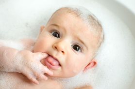 Jakich kosmetyków używać do kąpieli dziecka?