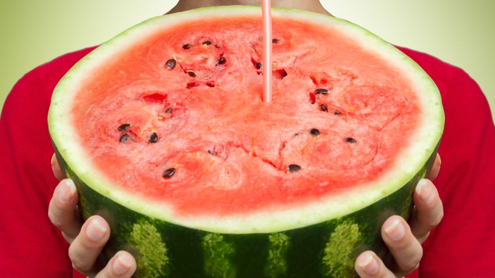 Kilka skutecznych sposobów na nawodnienie organizmu bez wody