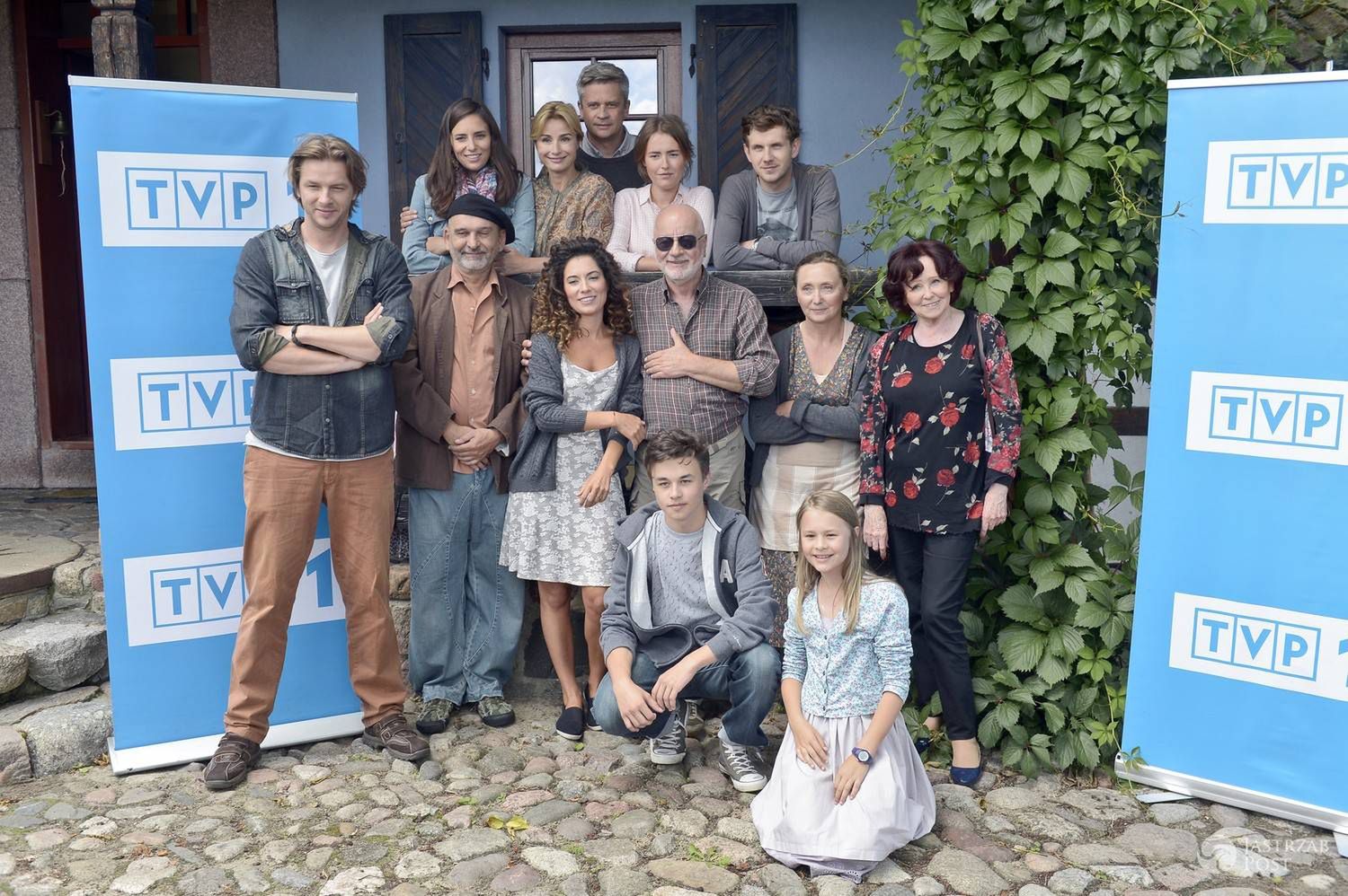 Anna Czartoryska-Niemczycka, Adam Adamonis, Olga Frycz, Julia Pogrebińska, Joanna Brodzik, Piotr Grabowski - Pensjonat nad Rozlewiskiem