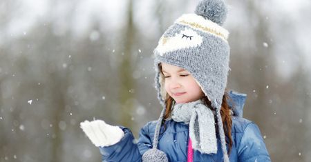 Dlaczego twoje dziecko nie powinno jeść śniegu?