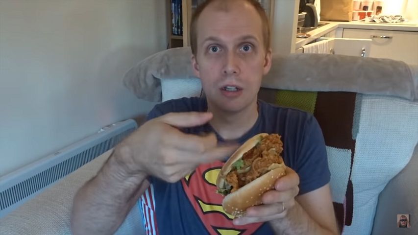 Youtuber żywił się jedzeniem z fastfood'u przez tydzień