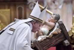 Papież Franciszek ma salon fryzjerski i nie płaci pracownikom