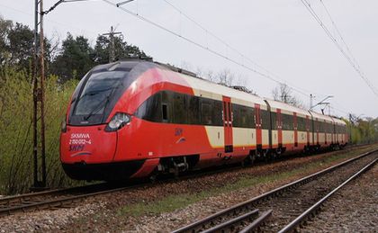 Pesa i Newag chcą sprzedać PKP Intercity lokomotywy