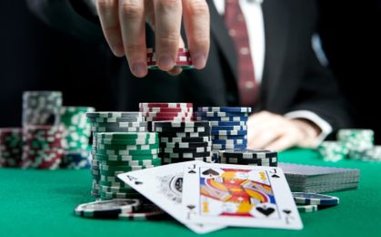 Podatnik płaci za aferę hazardową
