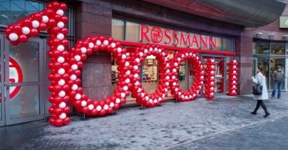 Rossmann liderem rynku drogerii w Polsce. Już 1000 sklepów i 26 procent udziału w rynku.