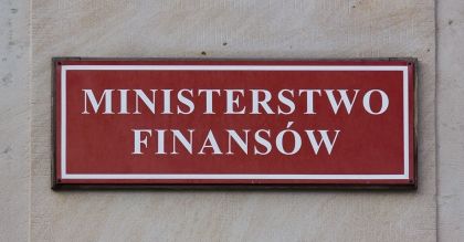 "Półmetek" Ministerstwa Finansów