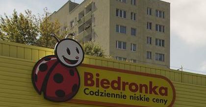 Biedronka przeprasza klientów. Chodzi o loterię zdrapkową