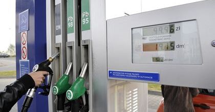 Benzyna najdroższa od miesięcy, diesel się jeszcze broni