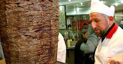 Kebab to już polski specjał. Ile na nim da się zarobić?