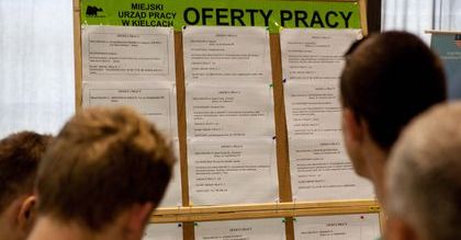 Granty, bony, profile. Rząd przeznaczył kolosalne pieniądze na bezrobotnych