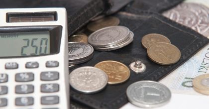 Bogus: banków nie stać już na prowadzenie kont bez pobierania opłat