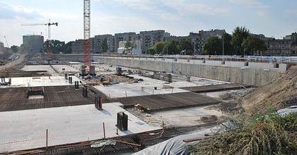 Budowa dworca Łódź Fabryczna opóźniona