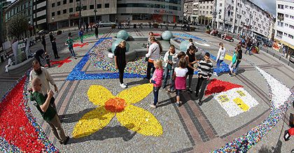 Mandala z nakrętek
