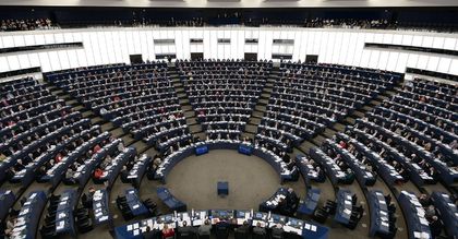 Lepiej być europosłem niż prezesem Stadionu Narodowego