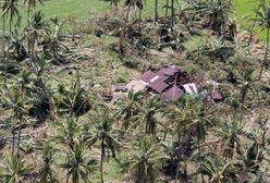 Zniszczenia po przejściu tajfunu na Filipinach