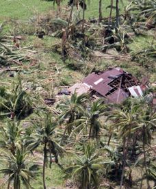 Zniszczenia po przejściu tajfunu na Filipinach