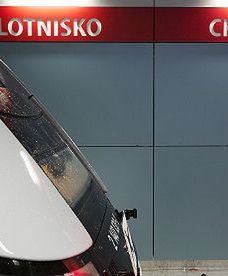 Połączyli lotnisko ze Stadionem Narodowym