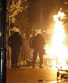 Starcia z policją na urodzinach 16-latki