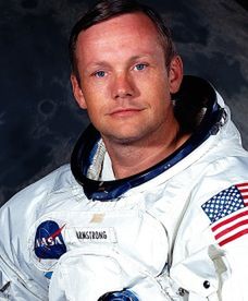 Neil Armstrong nie  żyje