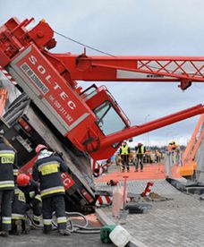 Niebezpieczny wypadek na budowie