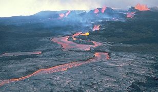 Budzi się wulkan Mauna Loa