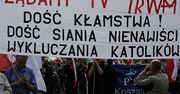 Z transparentami w obronie TV Trwam